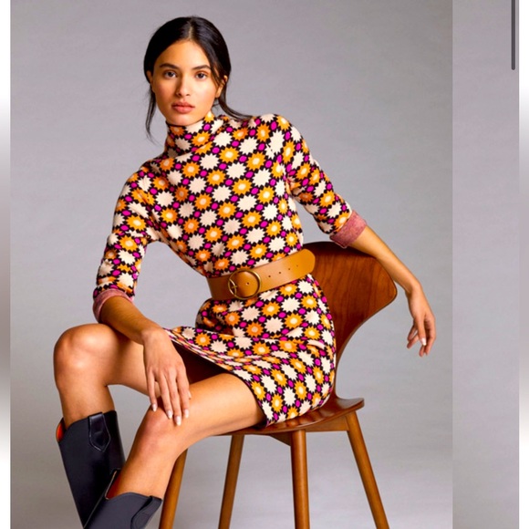 Mod Shift Dress - Picture 1 of 6